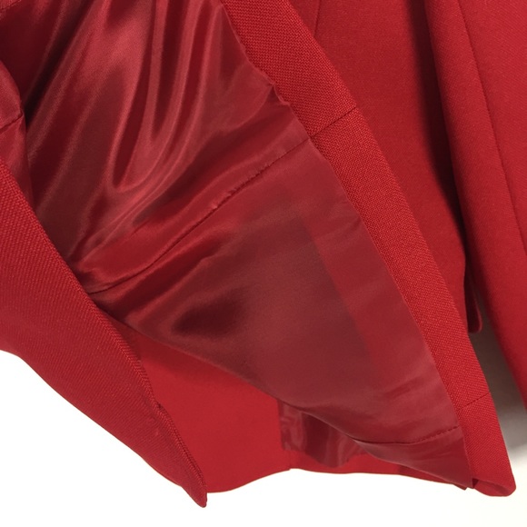 QMack Red 2-Button Blazer size 2 - Picture 8 of 8